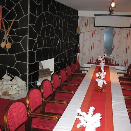 Hotel Kemijaervi מלון 2*