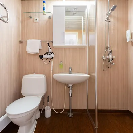 מלון Hotel Kemijaervi קמיארבי